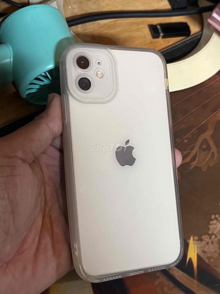 Apple iPhone 11 Trắng 128gb quốc tế. Mua bán Điện thoại tại Huyện Hóc Môn Tp Hồ Chí Minh được đăng bởi Thanh hình 1