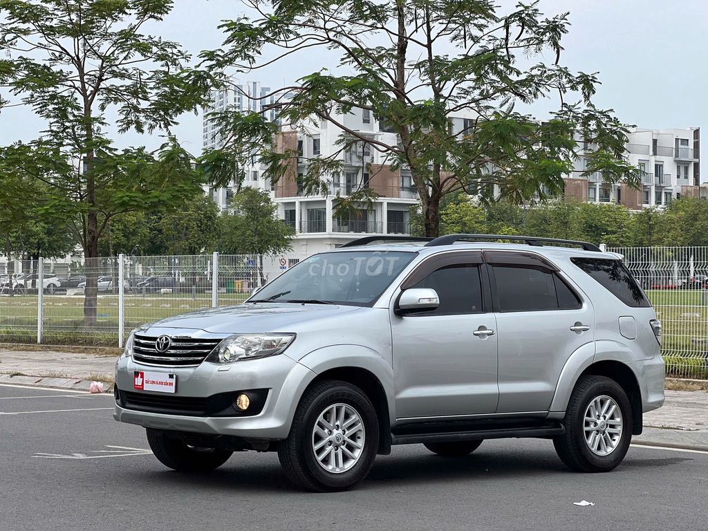 Toyota Fortuner 2013 2.7V 4x4 - 13256 km