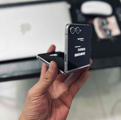 Samsung Galaxy Z Flip5 256GB Hồng Zin Chất