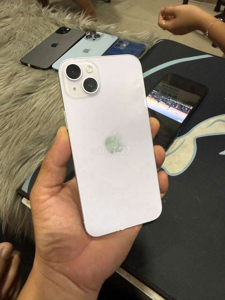 Apple iPhone 14 Plus 128GB Tím Mỹ . Mua bán Điện thoại tại Quận Bình Thạnh Tp Hồ Chí Minh được đăng bởi Hoàng Giang hình 1