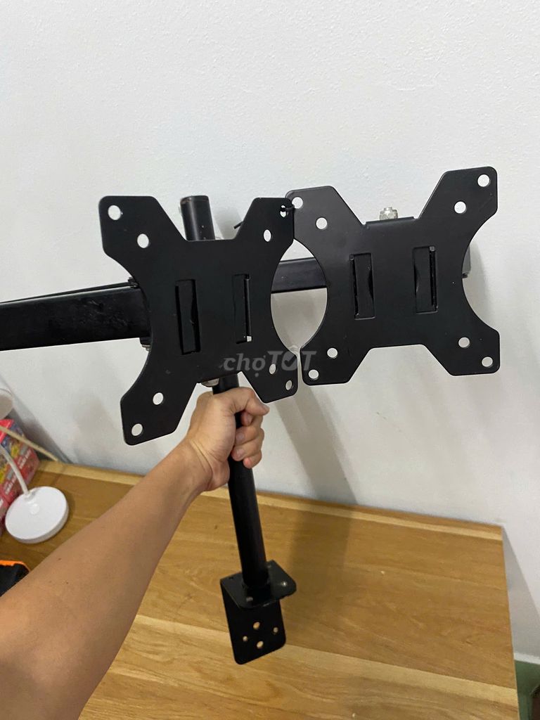 Giá đỡ màn hình đôi. Mua bán Phụ kiện (Màn hình, Chuột...) tại Thành phố Long Xuyên An Giang được đăng bởi La Thọ hình 1