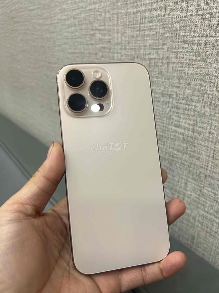 Apple iPhone 16 Pro Max lướt pin 100%. Mua bán Điện thoại tại Thành phố Buôn Ma Thuột Đắk Lắk được đăng bởi MNmobile hình 1