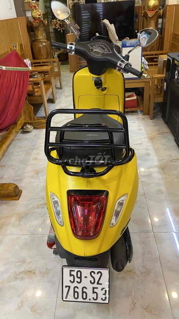 Bán xe Vespa Sprint máy Iget  nữ đi. Mua bán Xe máy tại Quận Bình Tân Tp Hồ Chí Minh được đăng bởi Đỗ Hai hình 4