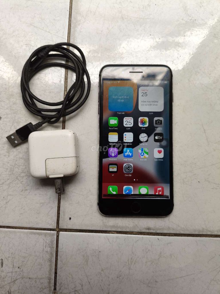 cần bán iphone 7plus 32gh vỏ xấu. Mua bán Điện thoại tại Quận Bình Thạnh Tp Hồ Chí Minh được đăng bởi Gia Bao hình 1