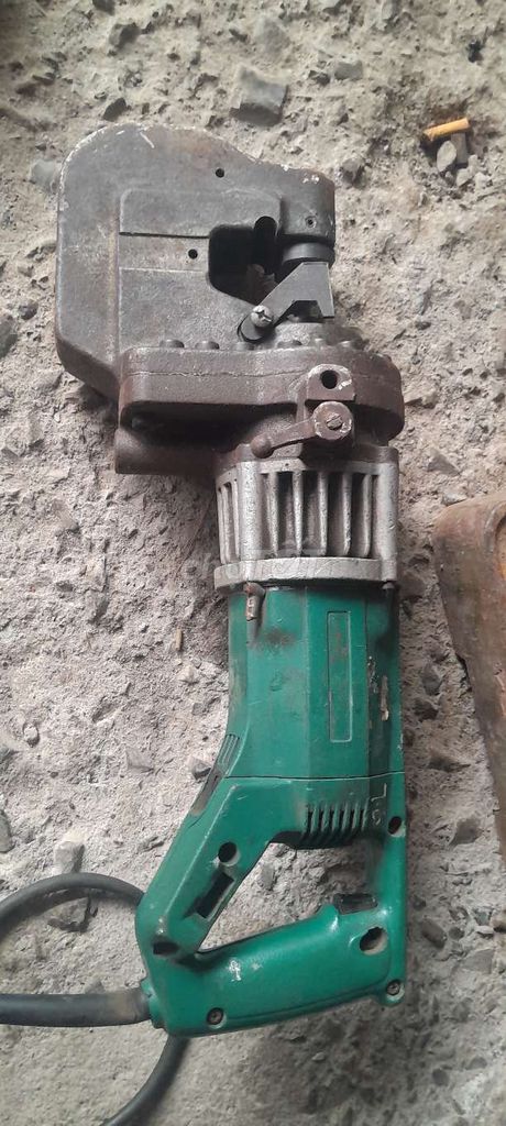 Máy đột thủy lực đã qua sử dụng. Mua bán Đồ chuyên dụng, Giống nuôi trồng tại Huyện Vĩnh Cửu Đồng Nai được đăng bởi Luyện Nguyễn hình 1