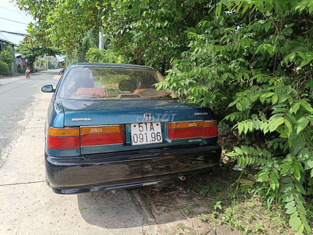 Bán honda accord 2.0 số tự động cực đẹp