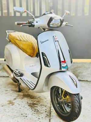 Piaggio Vespa Sprint 150cc ABS IGET 2020 Bạc