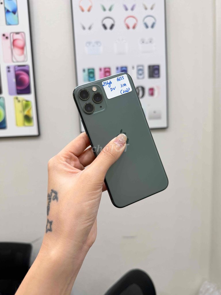 11 pro 256Gb Quốc Tế Zin Full. Mua bán Điện thoại tại Quận Thanh Xuân Hà Nội được đăng bởi T Mobile  hình 1