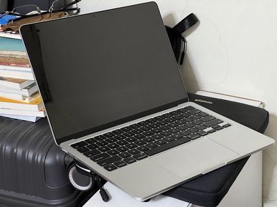 MACBOOK AIR M3 16/512 SA/A TOPZONE. Mua bán Laptop tại Quận 7 Tp Hồ Chí Minh được đăng bởi Nguyễn Tuấn Anh