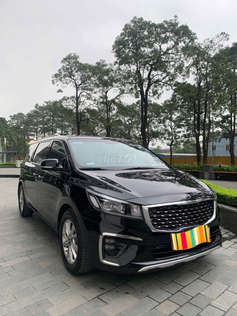 Kia Sedona 2019 2.2 DAT Luxury - 24000 km. Mua bán Ô tô tại Quận Thanh Xuân Hà Nội được đăng bởi NGUYỄN ĐẮC CƯƠNG hình 1