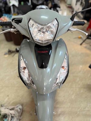 vision Fi. Mua bán Xe máy tại Thành phố Buôn Ma Thuột Đắk Lắk được đăng bởi ĐàM tý