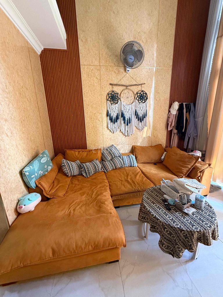 Sofa góc chữ L Cam đất Còn tốt. Mua bán Bàn ghế tại Quận Liên Chiểu Đà Nẵng được đăng bởi Trinh Lung Linh hình 1