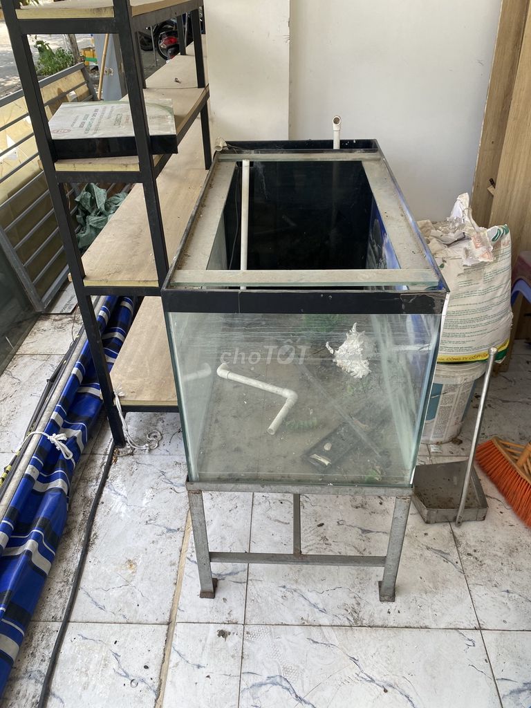 Bể cá Kính Kim loại Đen cũ. Mua bán Phụ kiện, Thức ăn, Dịch vụ tại Quận Thanh Khê Đà Nẵng được đăng bởi Thành hình 1