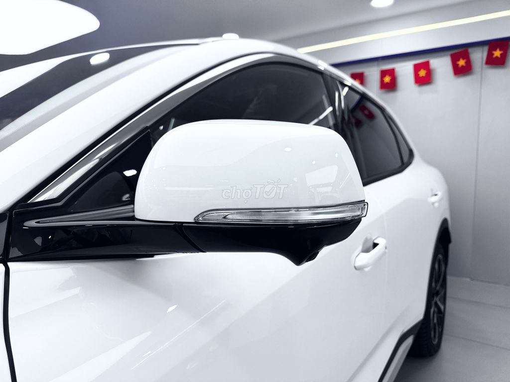 VINFAST VF8 - GIẢM 250 Triệu cho khách hàng mua xe. Mua bán Ô tô tại Thành phố Thủ Đức Tp Hồ Chí Minh được đăng bởi Danh Vinfast hình 3