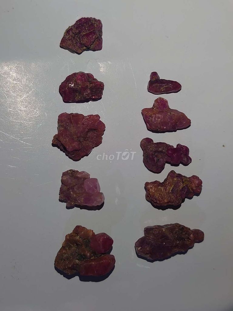 Tinh thể ruby màu đẹp