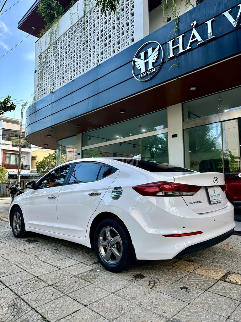 Hyundai Elantra 2017 1.6 MT. Mua bán Ô tô tại Quận Cẩm Lệ Đà Nẵng được đăng bởi Hải Vân Auto hình 4