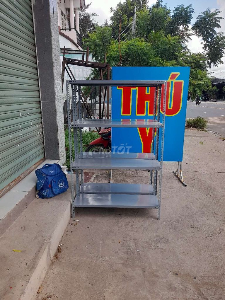 Kệ sắt v lỗ đa năng (k26). Mua bán Tủ, kệ gia đình tại Thành phố Biên Hòa Đồng Nai được đăng bởi Thu Hoàng hình 1
