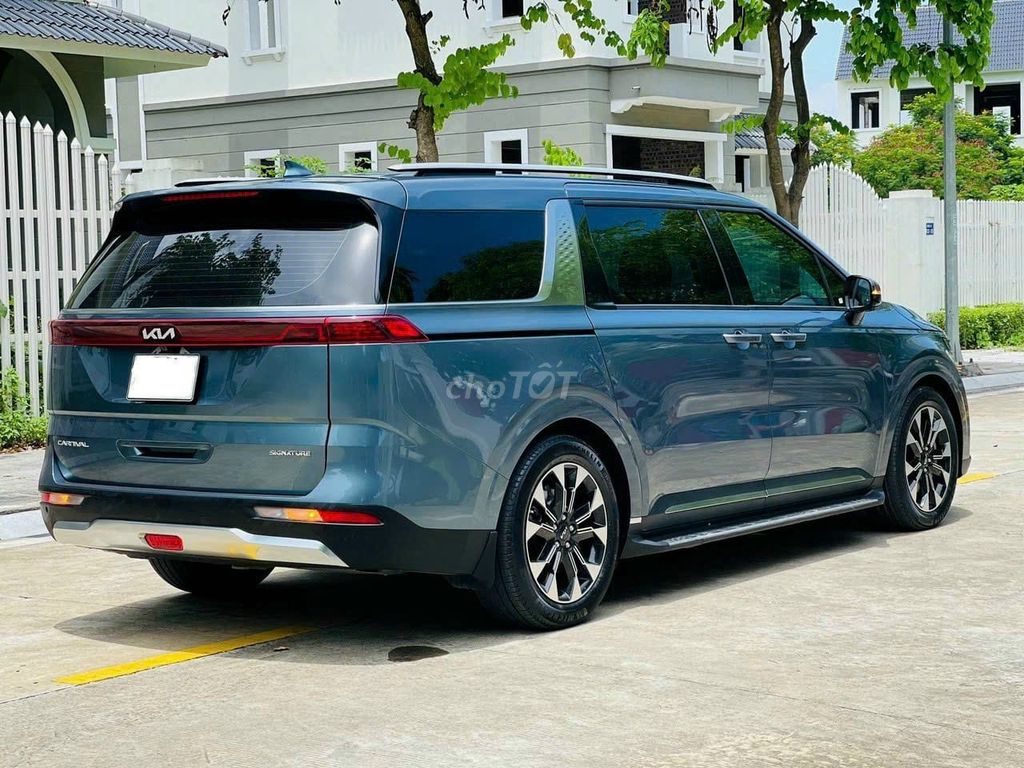 Kia Carnival 2023 Signature 2.2D - 29,000 Km cọp.. Mua bán Ô tô tại Thành phố Thủ Đức Tp Hồ Chí Minh được đăng bởi Đức Tứ Bánh hình 5