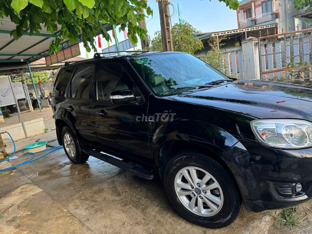 Ford Escape 2010 - 170000 km. Mua bán Ô tô tại Thành phố Quảng Ngãi Quảng Ngãi được đăng bởi mai can ban hình 1