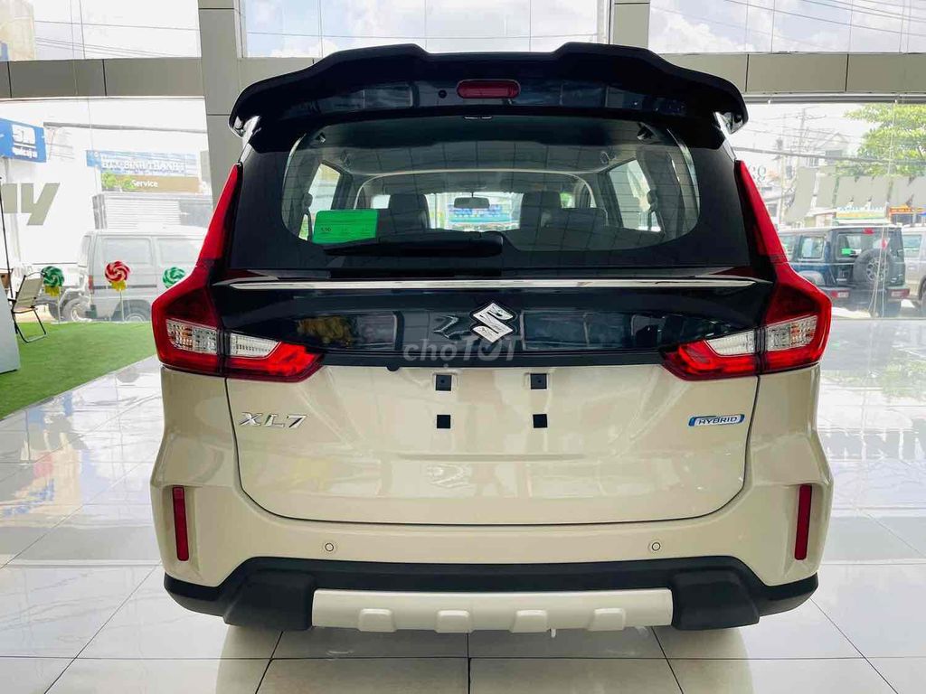 Suzuki XL7 2025 giảm 100% trước bạ hổ trợ nợ xấu. Mua bán Ô tô tại Quận 3 Tp Hồ Chí Minh được đăng bởi Sơn 2 hình 5