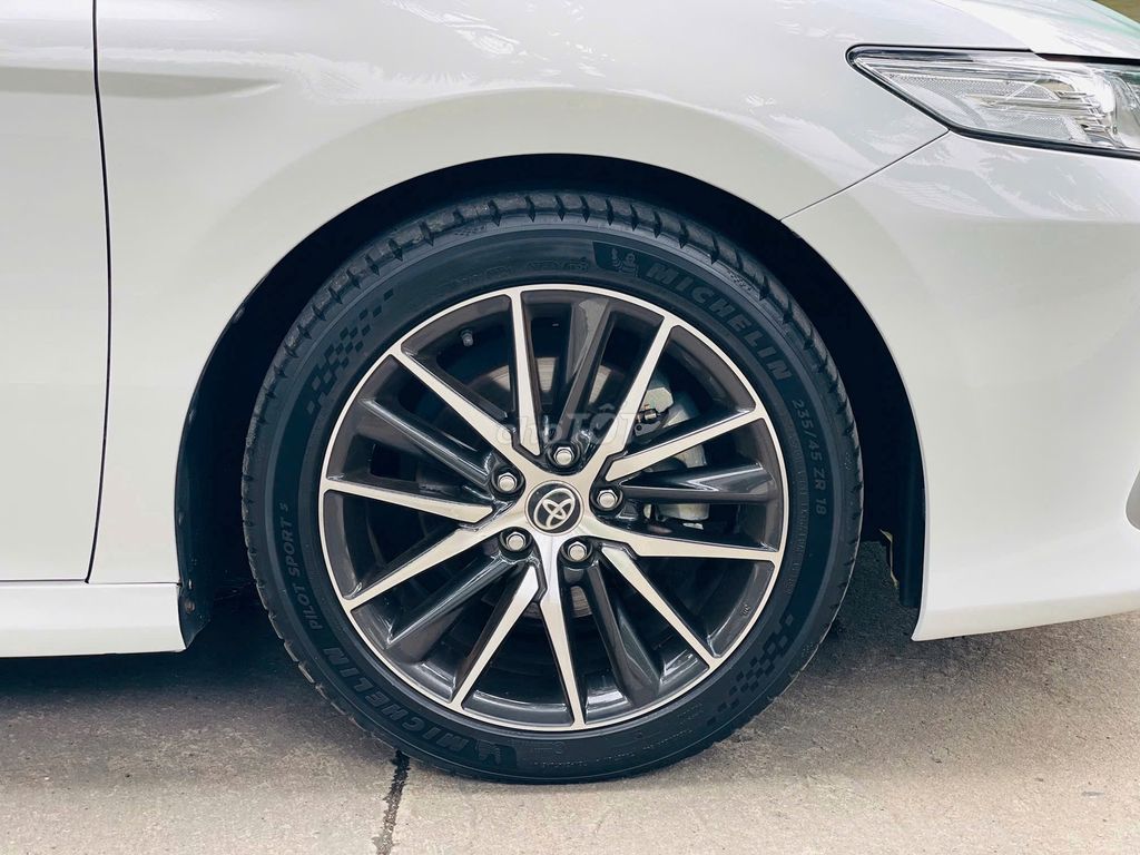 Toyota Camry 2.0Q 2021 - 66000 km. Mua bán Ô tô tại Thành phố Thủ Dầu Một Bình Dương được đăng bởi trần thị khánh huyền  hình 16