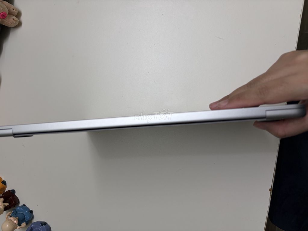 Apple MacBook Air 13 M2 16GB/250GB. Mua bán Laptop tại Quận Tân Phú Tp Hồ Chí Minh được đăng bởi GoGo Shop hình 1