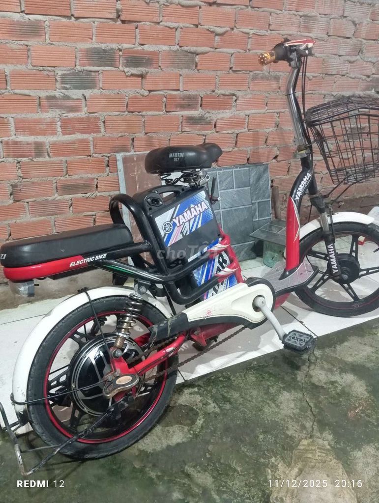 Xe đạp điện Trắng Hồng Đã sử dụng. Mua bán Xe điện tại Thị xã Bến Cát Bình Dương được đăng bởi Đại hình 3