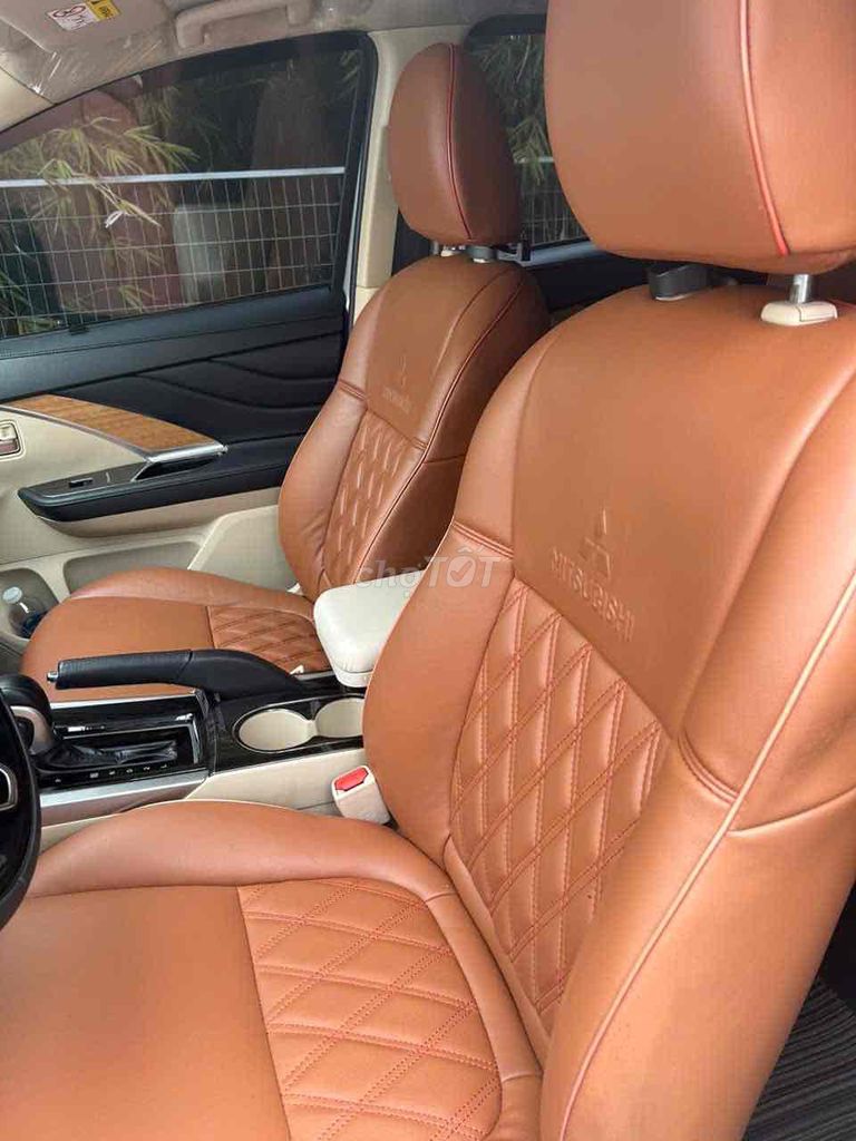 Mitsubishi Xpander 2019 Bạc 38000 km. Mua bán Ô tô tại Quận Tân Bình Tp Hồ Chí Minh được đăng bởi Thuỳtrang hình 9