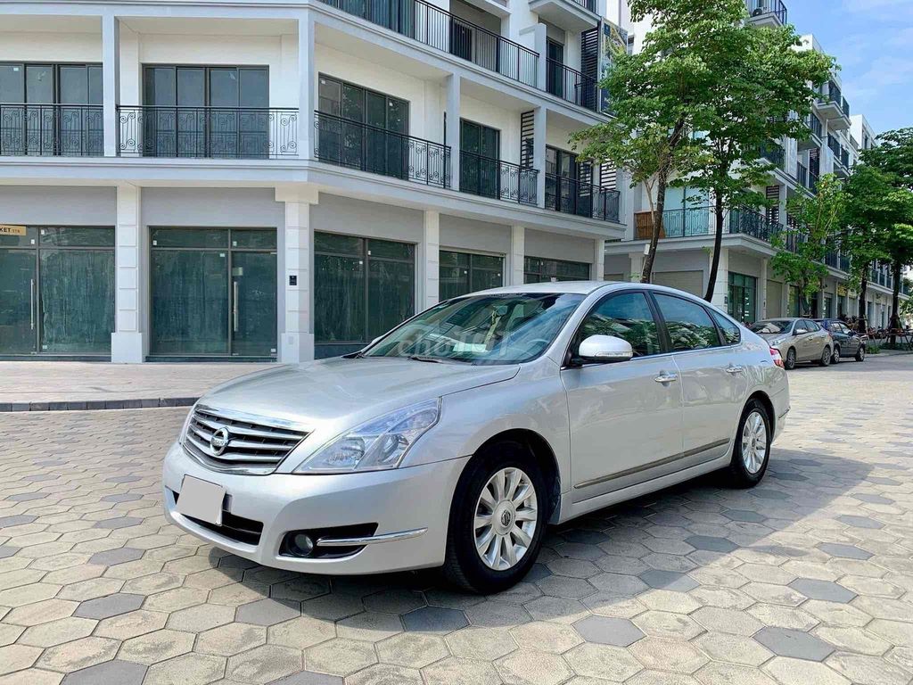 Nissan Teana 2010 2.0 AT - 160000 km. Mua bán Ô tô tại Quận Hoàng Mai Hà Nội được đăng bởi Huy Cường hình 4