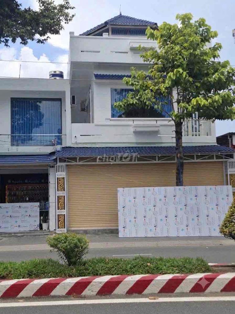 MBKD - VĂN PHÒNG ĐẸP MẶT TIỀN HVL