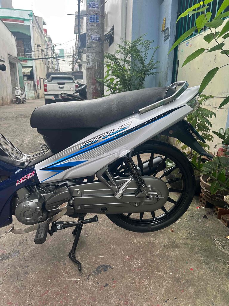 Xe Sirius 50cc màu trắng xanh bánh mâm 16 cây. Mua bán Xe máy tại Quận Bình Tân Tp Hồ Chí Minh được đăng bởi Tâm Công hình 3