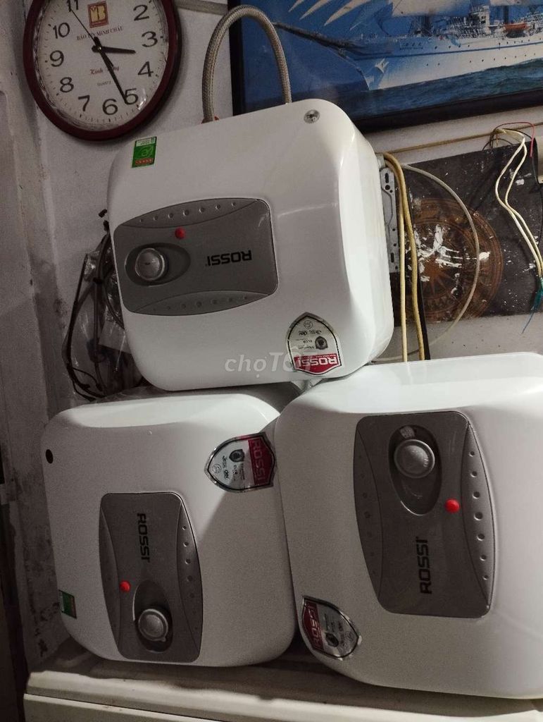 Bình nóng lạnh Rossi BBN 15 lít. Mua bán Thiết bị vệ sinh, nhà tắm tại Quận Cầu Giấy Hà Nội được đăng bởi Mạnh Thắng hình 1