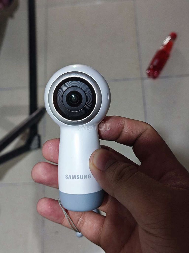 Camera 360 Samsung Gear 360 Trắng. Mua bán Máy ảnh, Máy quay tại Quận Ninh Kiều Cần Thơ được đăng bởi Nguyễn Vũ Cường  hình 1