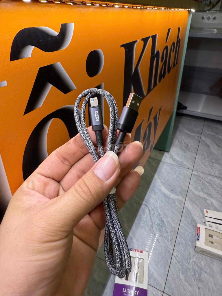 Cáp sạc ZABIN 02 Metal Xám. Mua bán Phụ kiện (Màn hình, Chuột...) tại Huyện Đức Hòa Long An được đăng bởi Nguyễn Bảo Thủ hình 1