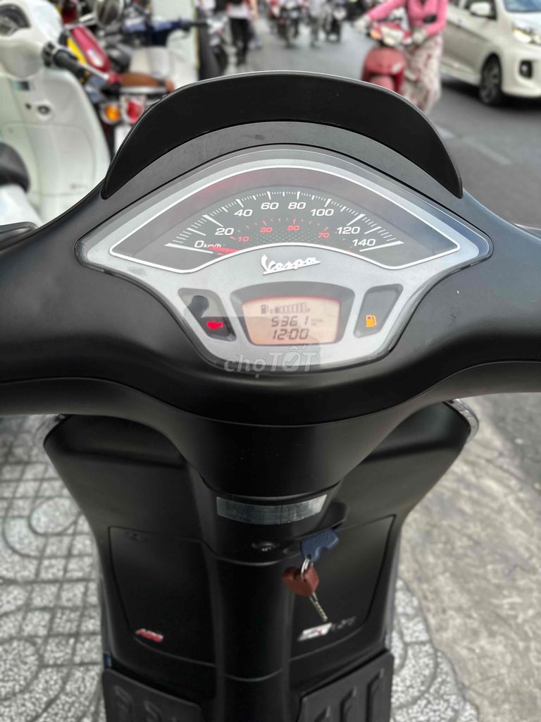 VESSPA SPINT Notte 🖤🖤🖤modell 2022. Mua bán Xe máy tại Quận Phú Nhuận Tp Hồ Chí Minh được đăng bởi vespa cũ PiAGIO Cao Cấp TUẤN CƯƠNG SAIGON  hình 4