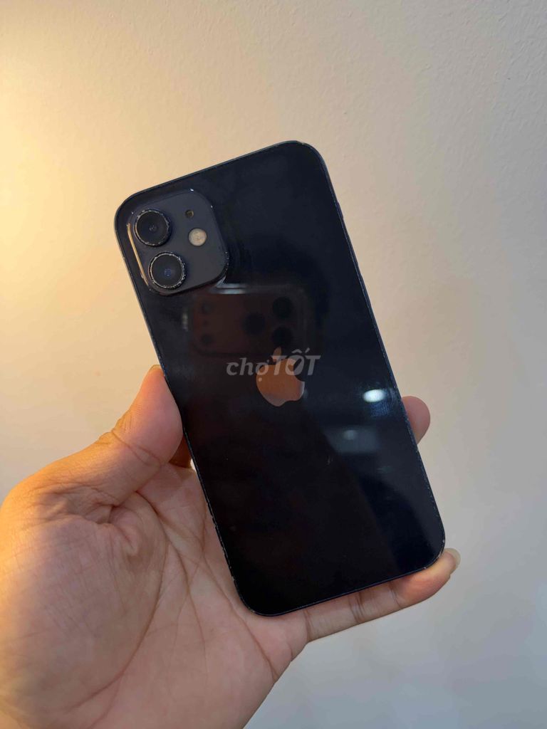 Apple iPhone 12 64GB Đen Like New. Mua bán Điện thoại tại Quận Đống Đa Hà Nội được đăng bởi Ng Hoang Anh hình 1