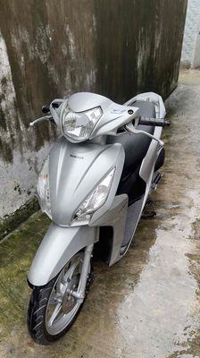 bán xe vison. Mua bán Xe máy tại Thành phố Vinh Nghệ An được đăng bởi cửa hàng xe máy hồng sáng