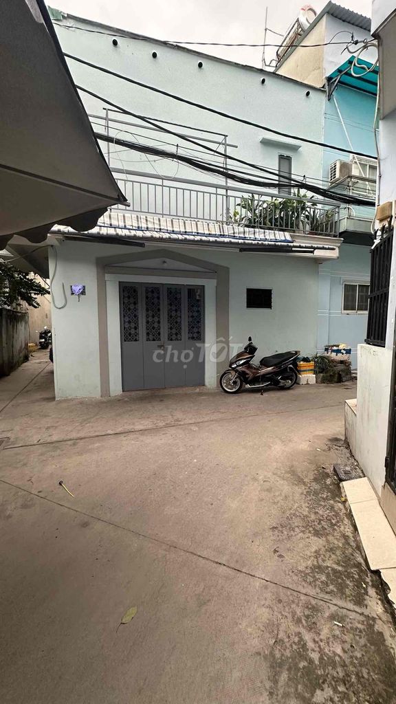 Hot, Bán gấp Nhà 2 tầng sát Aeon Mall Tân Phú, 58m2sd hẻm xe hơi chỉ 3