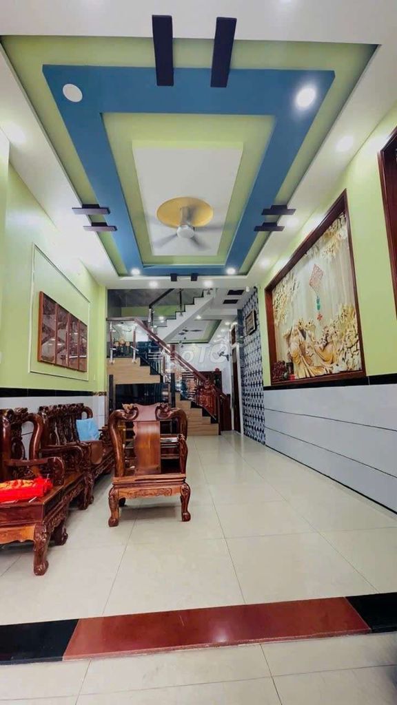 NHÀ MỚI ĐẸP BỐN TẦNG LÊ VĂN QUỚI GẦN BỐN XÃ 64 M² NHÌN 5 TỶ