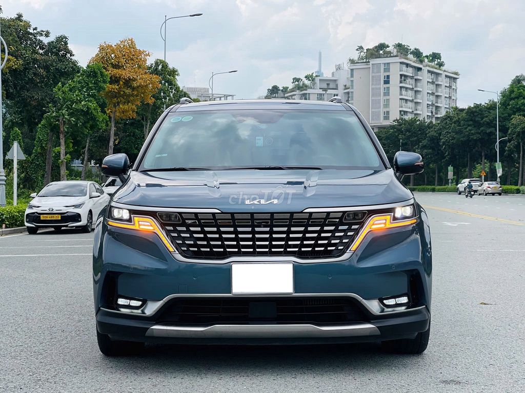 Kia Carnival Signature 2023 2.2D dầu - 55.000 km.