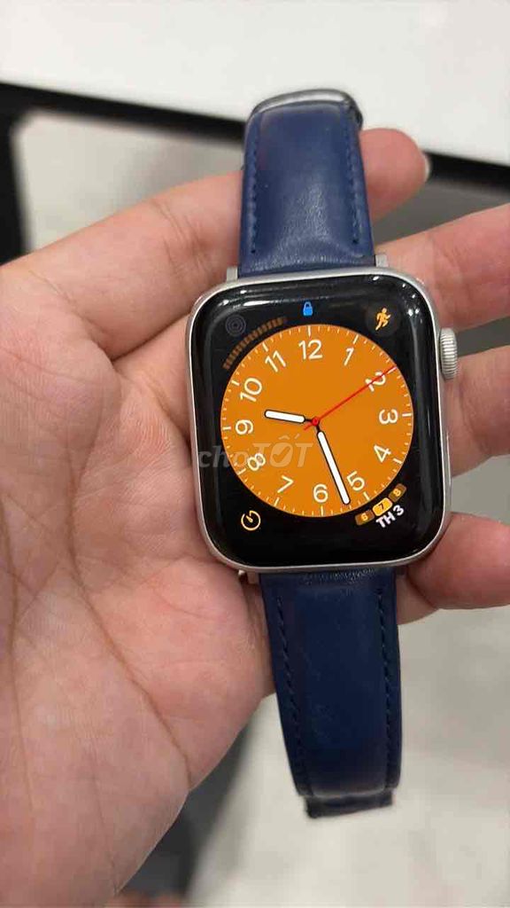 Apple Watch Series 5 Bạc. Mua bán Thiết bị đeo thông minh tại Quận Bình Tân Tp Hồ Chí Minh được đăng bởi phát hình 1