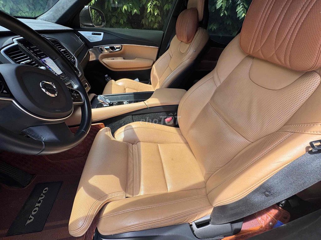 Volvo XC90 T8 Plug-in Hybrid Xăng Điện Bản Đủ. Mua bán Ô tô tại Quận Long Biên Hà Nội được đăng bởi Em Hải Volvo hình 8