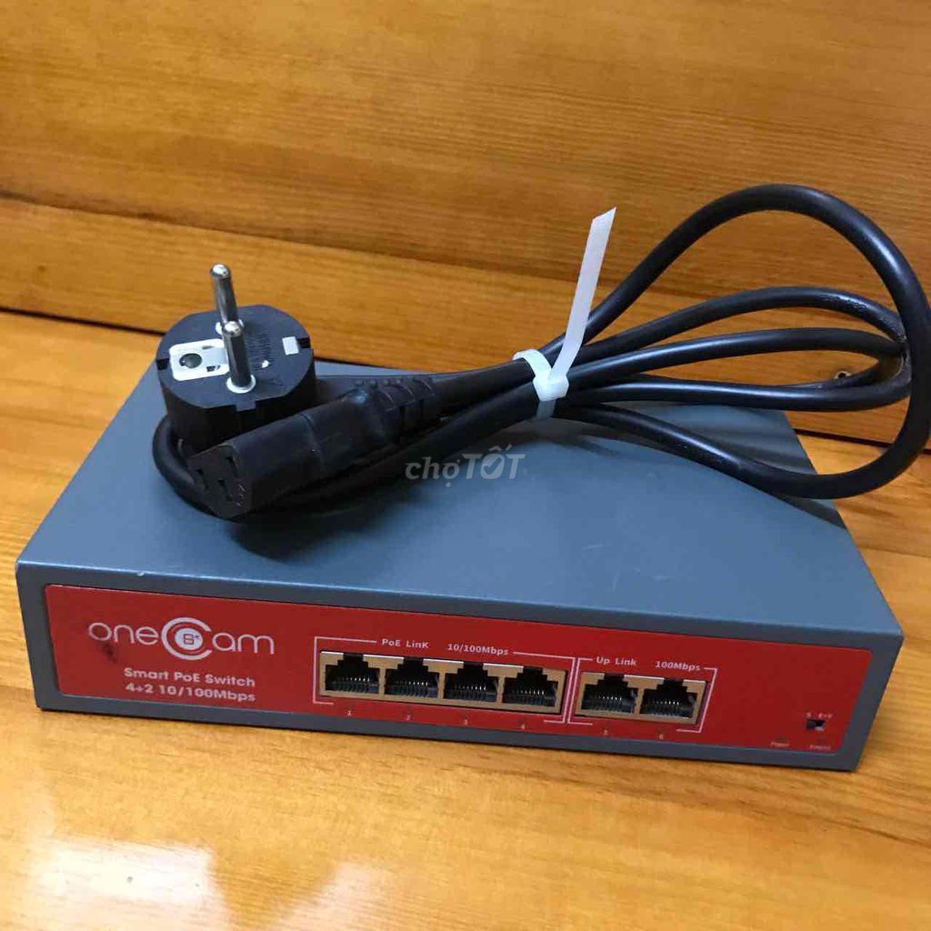 Switch chia mạng 4 cổng POE + 2 cổng uplink OneCam