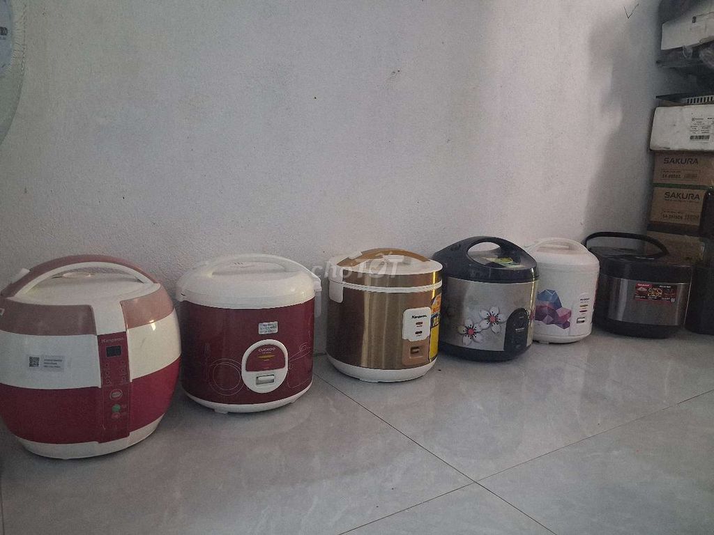 Nồi cơm điện Kangaroo Đỏ trắng. Mua bán Bếp, lò, đồ điện nhà bếp tại Huyện Chơn Thành Bình Phước được đăng bởi bảo Ngọc  hình 1