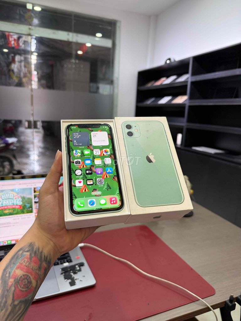 Apple iPhone 11 QTE 64GB Zin All Nguyên Bản. Mua bán Điện thoại tại Quận Đống Đa Hà Nội được đăng bởi Hà Nội Mobile Bao Duyệt Nợ Xấu hình 1