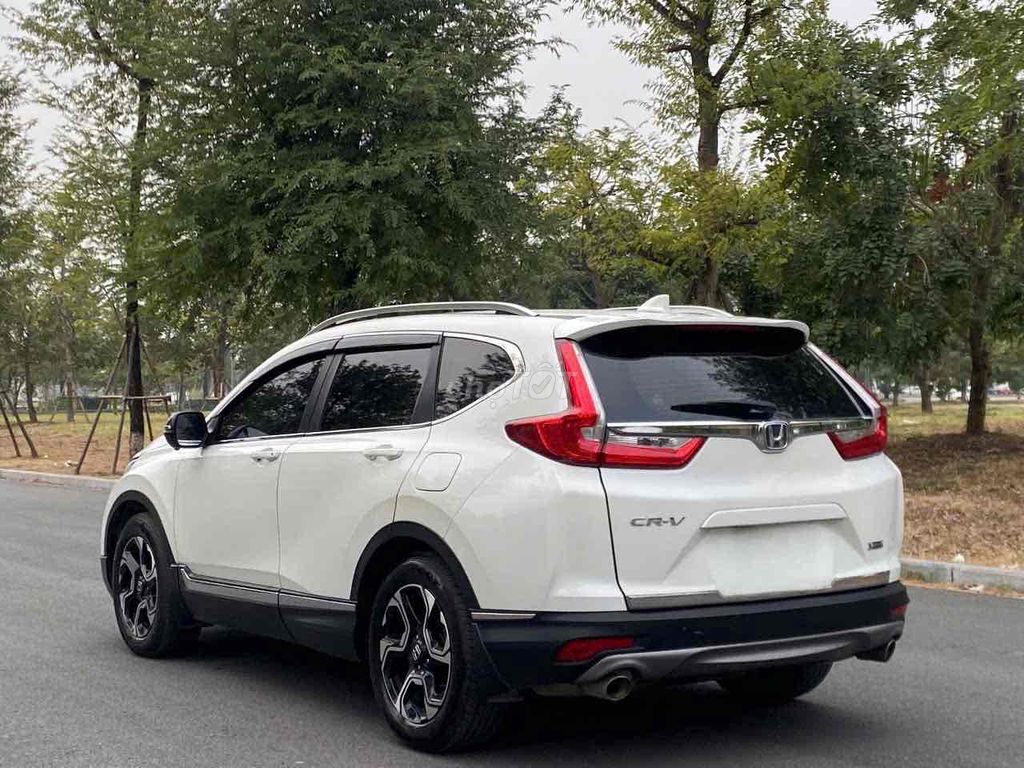 Honda CR V 2018 L đk 2019 1.5 tubo - 70000 km. Mua bán Ô tô tại Quận Thanh Xuân Hà Nội được đăng bởi Cường trần hình 4