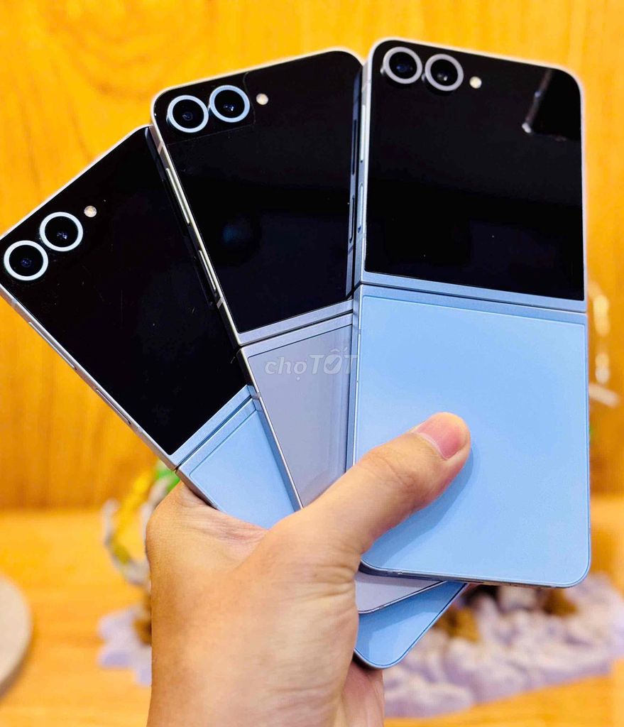 Samsung ZFlip6 12/256GB Xanh mint, Xám. Mua bán Điện thoại tại Quận 10 Tp Hồ Chí Minh được đăng bởi Trần Như Ngọc hình 1