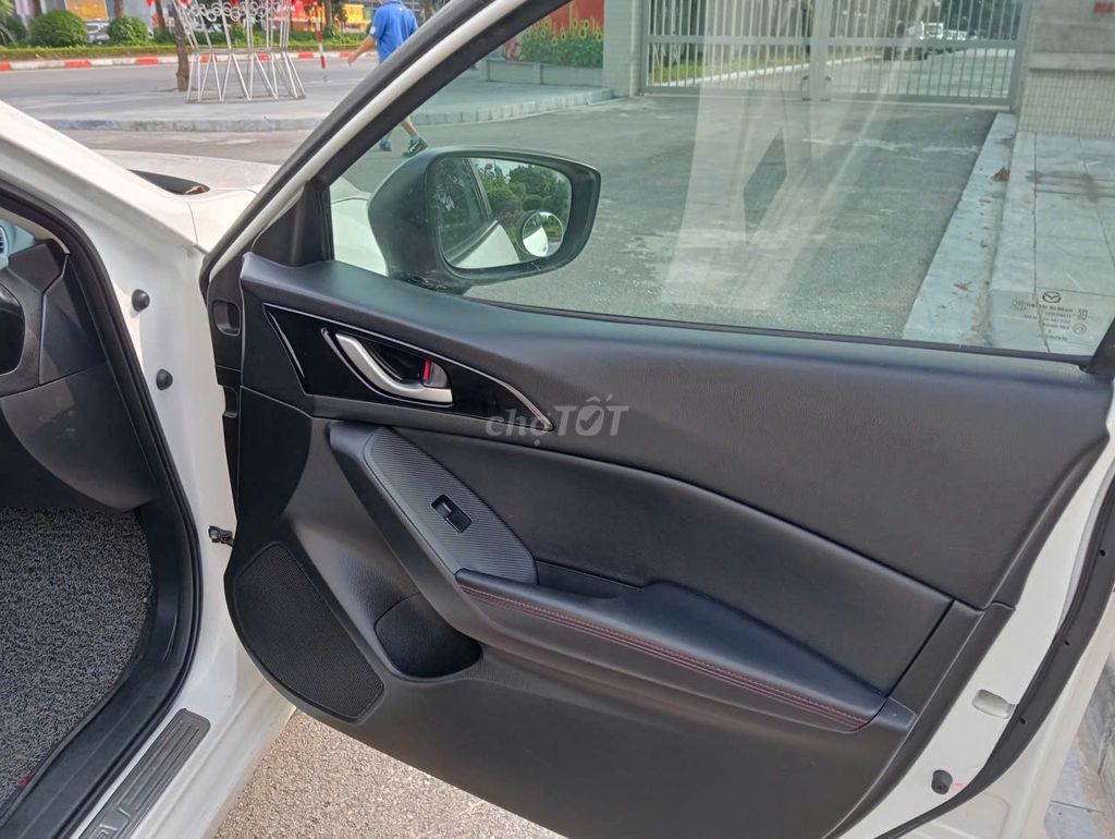 mazda 3 đơi 2016 rất bền đẹp. Mua bán Ô tô tại Quận Hà Đông Hà Nội được đăng bởi vinhhb hình 9
