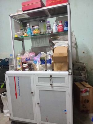 Tủ nhôm kính màu trắng không sử dụng bán lại. Mua bán Tủ, kệ gia đình tại Quận Hải Châu Đà Nẵng được đăng bởi Long Le Dinh Kim