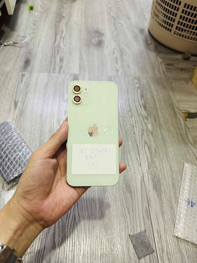 Apple iPhone 12 256GB Xanh lá QT máy zin. Mua bán Điện thoại tại Quận Hải Châu Đà Nẵng được đăng bởi Hoàng Táo 273 Nguyễn Hoàng hình 1